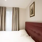Savoy 2*