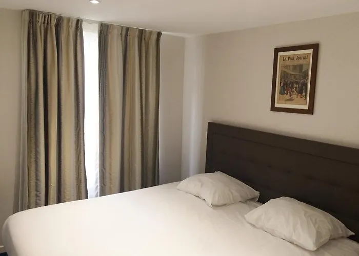Hotel Savoy 2*