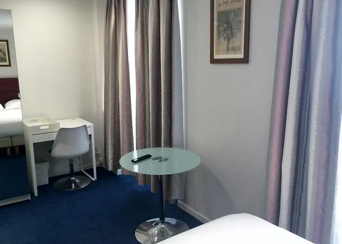 Savoy Hotel 2*