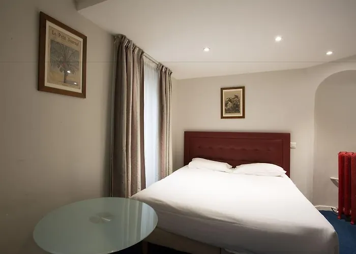 Hotel Savoy 2*