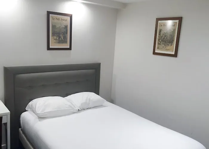 Hotel Savoy 2*