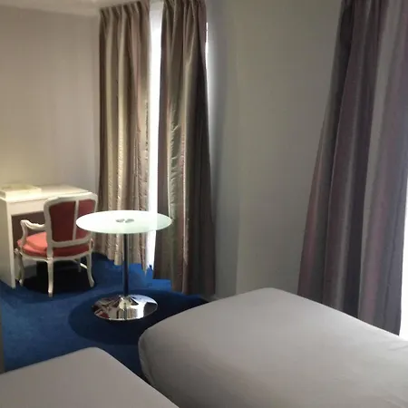 Savoy 2* Paris